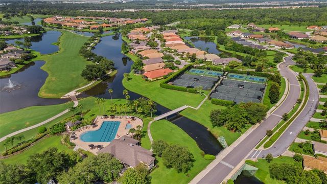 684 GRASSLANDS VILLAGE CIRCLE, Lakeland, FL 33803