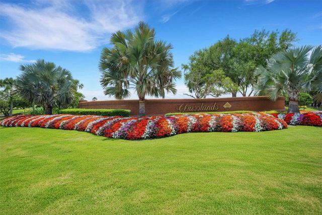 684 GRASSLANDS VILLAGE CIRCLE, Lakeland, FL 33803