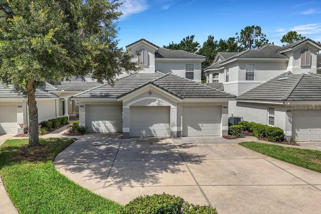 684 GRASSLANDS VILLAGE CIRCLE, Lakeland, FL 33803