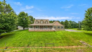 745 Laurel Rd, Clinton, TN 37716