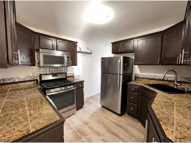 3089 W 18th Ave, Denver, CO 80204