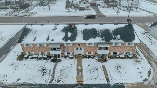 5370 36th Avenue 12, Hudsonville, MI 49426