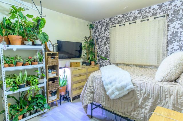 5370 36th Avenue 12, Hudsonville, MI 49426