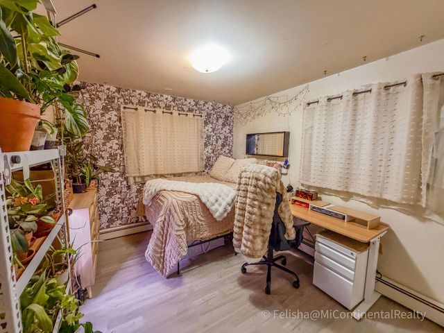 5370 36th Avenue 12, Hudsonville, MI 49426