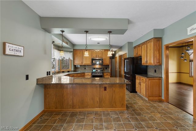 3885 Mount Vernon Boulevard, Barberton, OH 44203