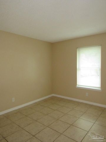 3318 Pine Forest Rd, Cantonment, FL 32533