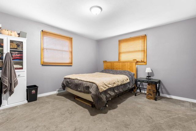 8578 WINNCREST ROAD, Neenah, WI 54956