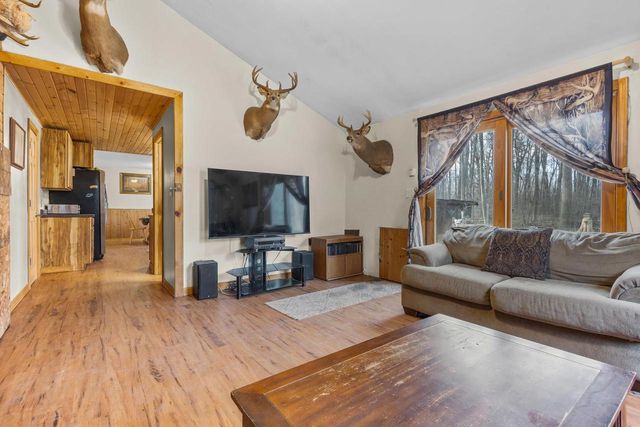 8578 WINNCREST ROAD, Neenah, WI 54956