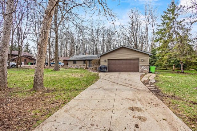 8578 WINNCREST ROAD, Neenah, WI 54956