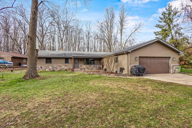 8578 WINNCREST ROAD, Neenah, WI 54956