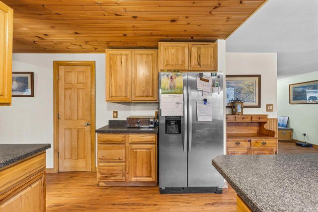 8578 WINNCREST ROAD, Neenah, WI 54956
