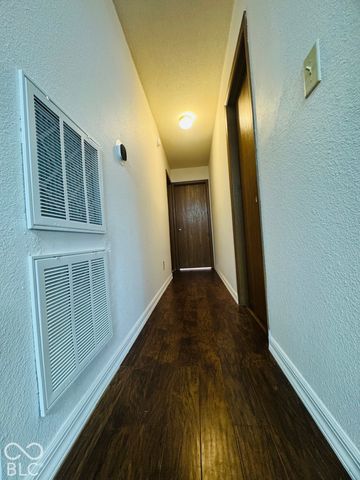 614 Deer Trail, Indianapolis, IN 46217