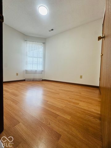 614 Deer Trail, Indianapolis, IN 46217