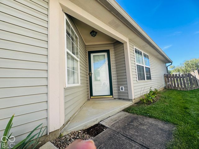 614 Deer Trail, Indianapolis, IN 46217