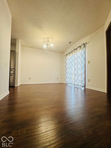 614 Deer Trail, Indianapolis, IN 46217