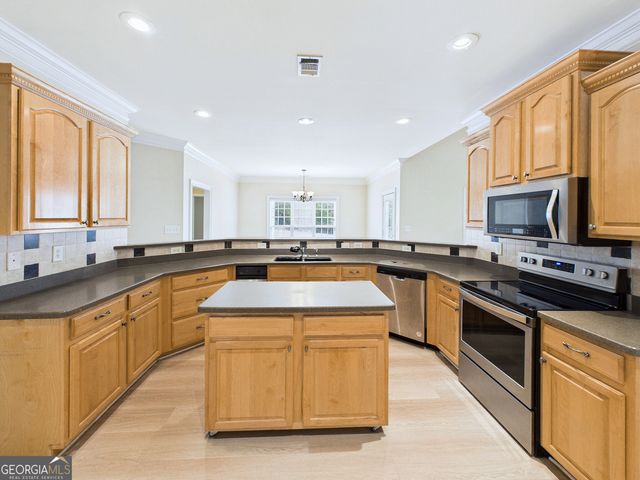115 Dora Lane, Byron, GA 31008