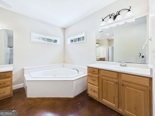 115 Dora Lane, Byron, GA 31008