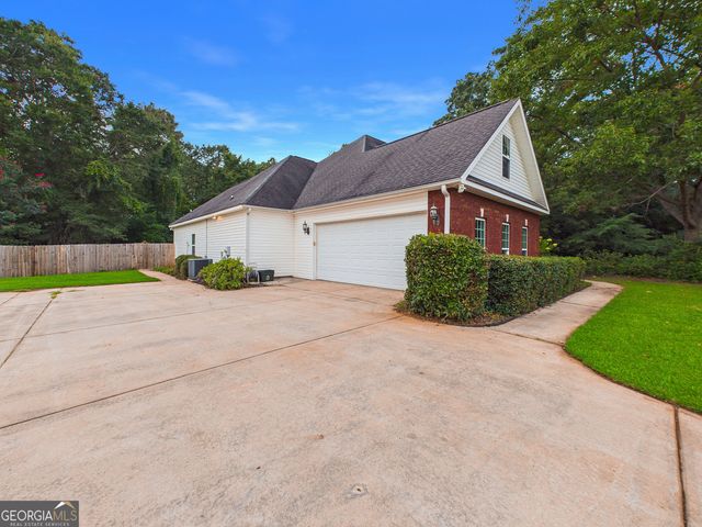 115 Dora Lane, Byron, GA 31008