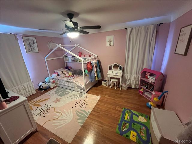 13366 Trenton Road, Southgate, MI 48195