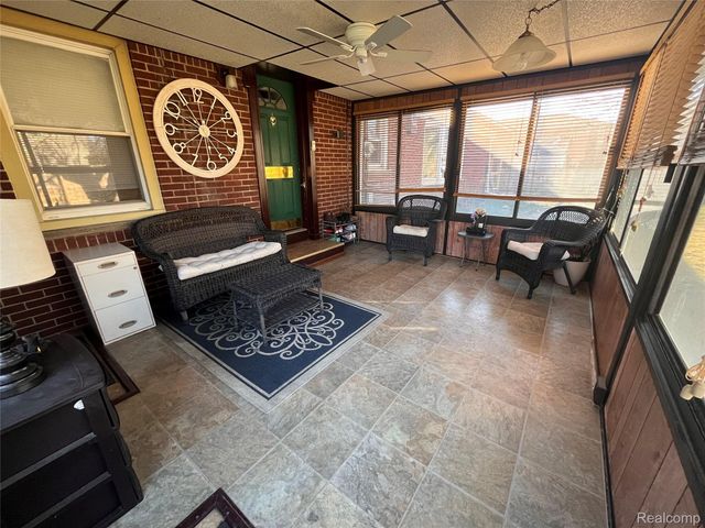 13366 Trenton Road, Southgate, MI 48195