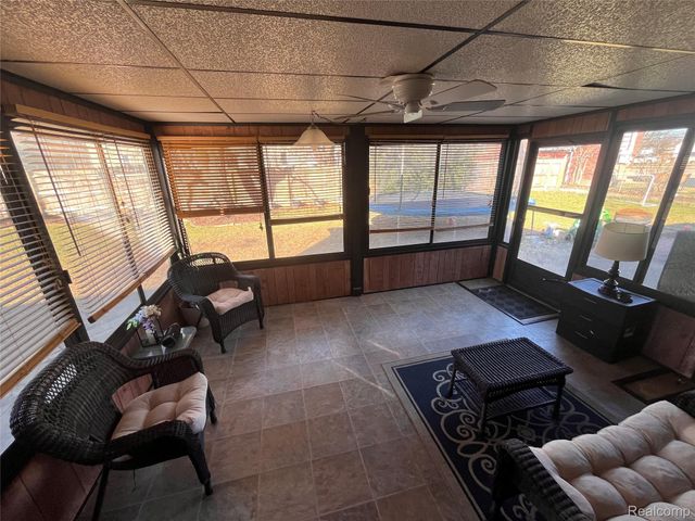 13366 Trenton Road, Southgate, MI 48195