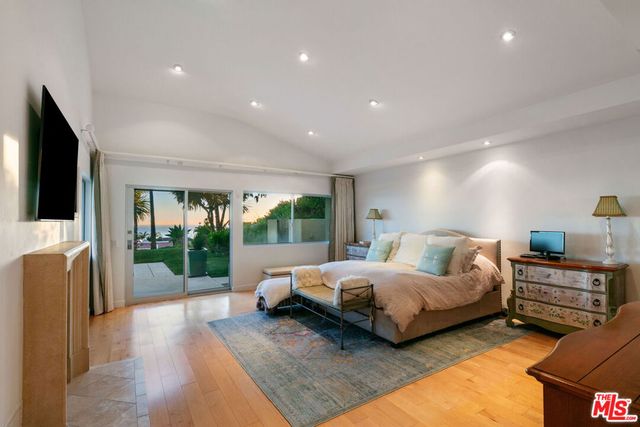 24518 Vantage Point Terrace, Malibu, CA 90265