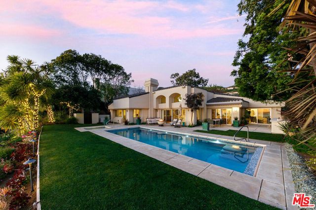 24518 Vantage Point Terrace, Malibu, CA 90265