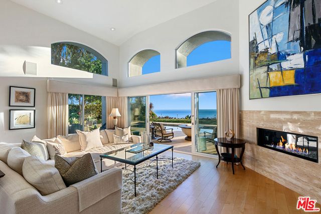 24518 Vantage Point Terrace, Malibu, CA 90265
