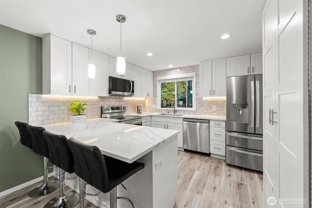 13324 NE 138th Pl, Kirkland, WA 98034