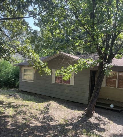 312 CR 3222, Clarksville, AR 72830