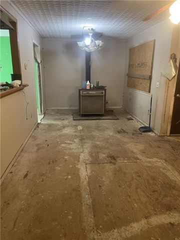 312 CR 3222, Clarksville, AR 72830