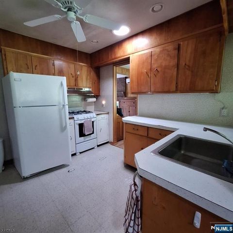 438 Longview Drive, Newton, NJ 07860