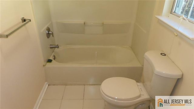 26 Henry Street A, Franklin, NJ 08873