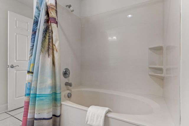 1111 Santa Rosa 404, Fort Walton Beach, FL 32548