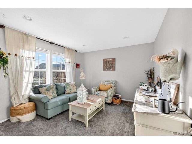 8049 Sabino Ln, Castle Rock, CO 80108