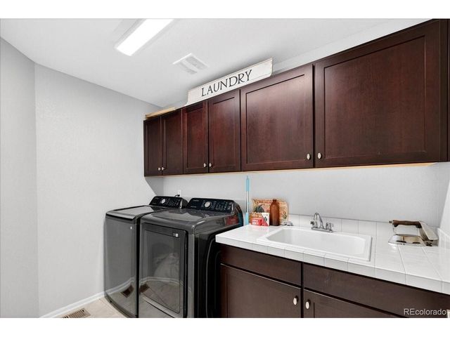 8049 Sabino Ln, Castle Rock, CO 80108