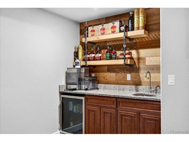 8049 Sabino Ln, Castle Rock, CO 80108