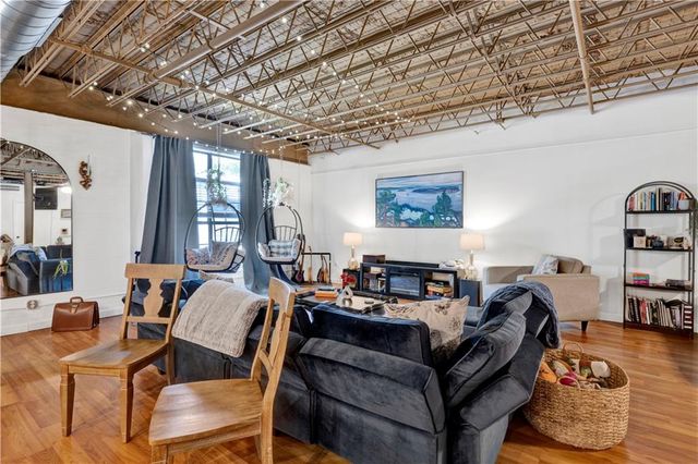 308 St Louis Street 116, Mobile, AL 36602