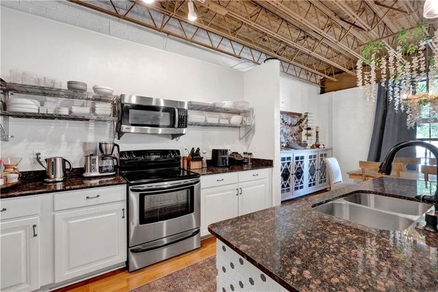 308 St Louis Street 116, Mobile, AL 36602