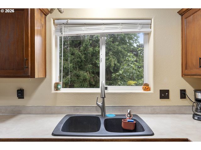 3621 Sw 24TH Ter, Gresham, OR 97080