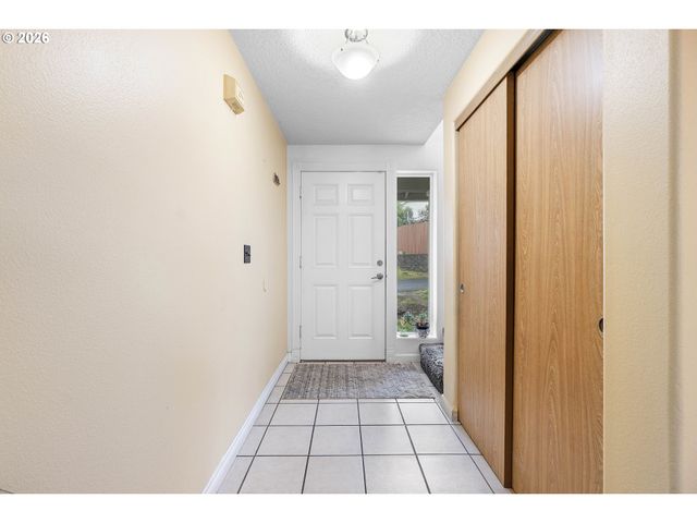 3621 Sw 24TH Ter, Gresham, OR 97080