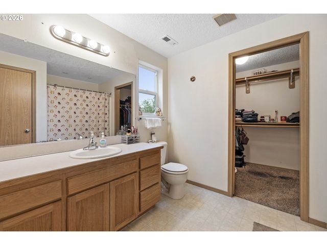 3621 Sw 24TH Ter, Gresham, OR 97080