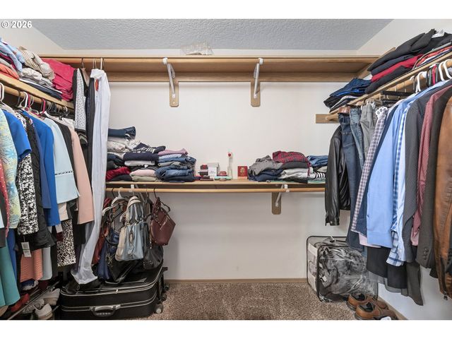 3621 Sw 24TH Ter, Gresham, OR 97080