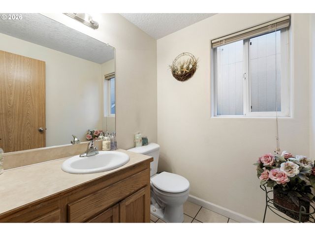 3621 Sw 24TH Ter, Gresham, OR 97080