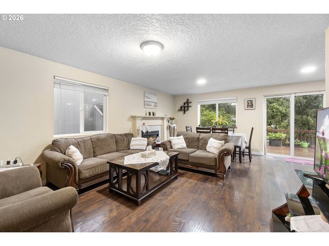 3621 Sw 24TH Ter, Gresham, OR 97080