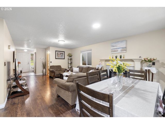 3621 Sw 24TH Ter, Gresham, OR 97080