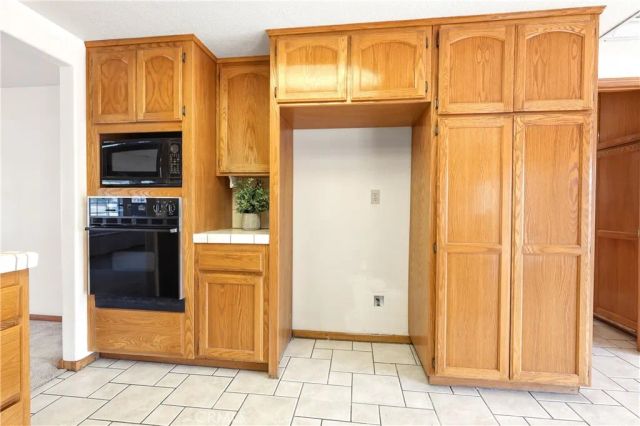 13163 Quapaw Road, Apple Valley, CA 92308