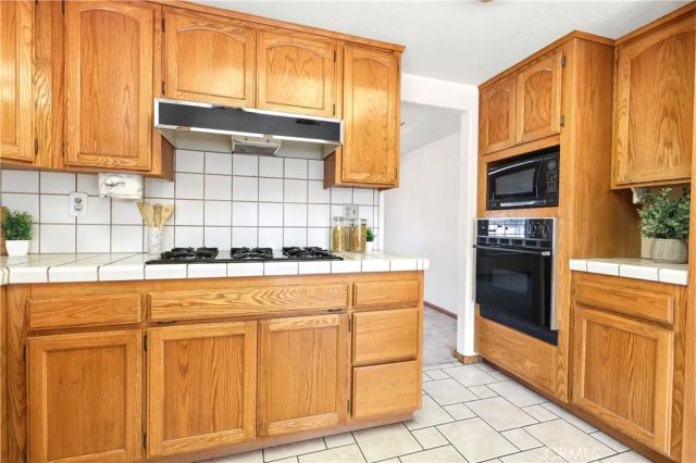 13163 Quapaw Road, Apple Valley, CA 92308