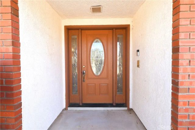 13163 Quapaw Road, Apple Valley, CA 92308