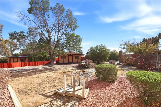 13163 Quapaw Road, Apple Valley, CA 92308